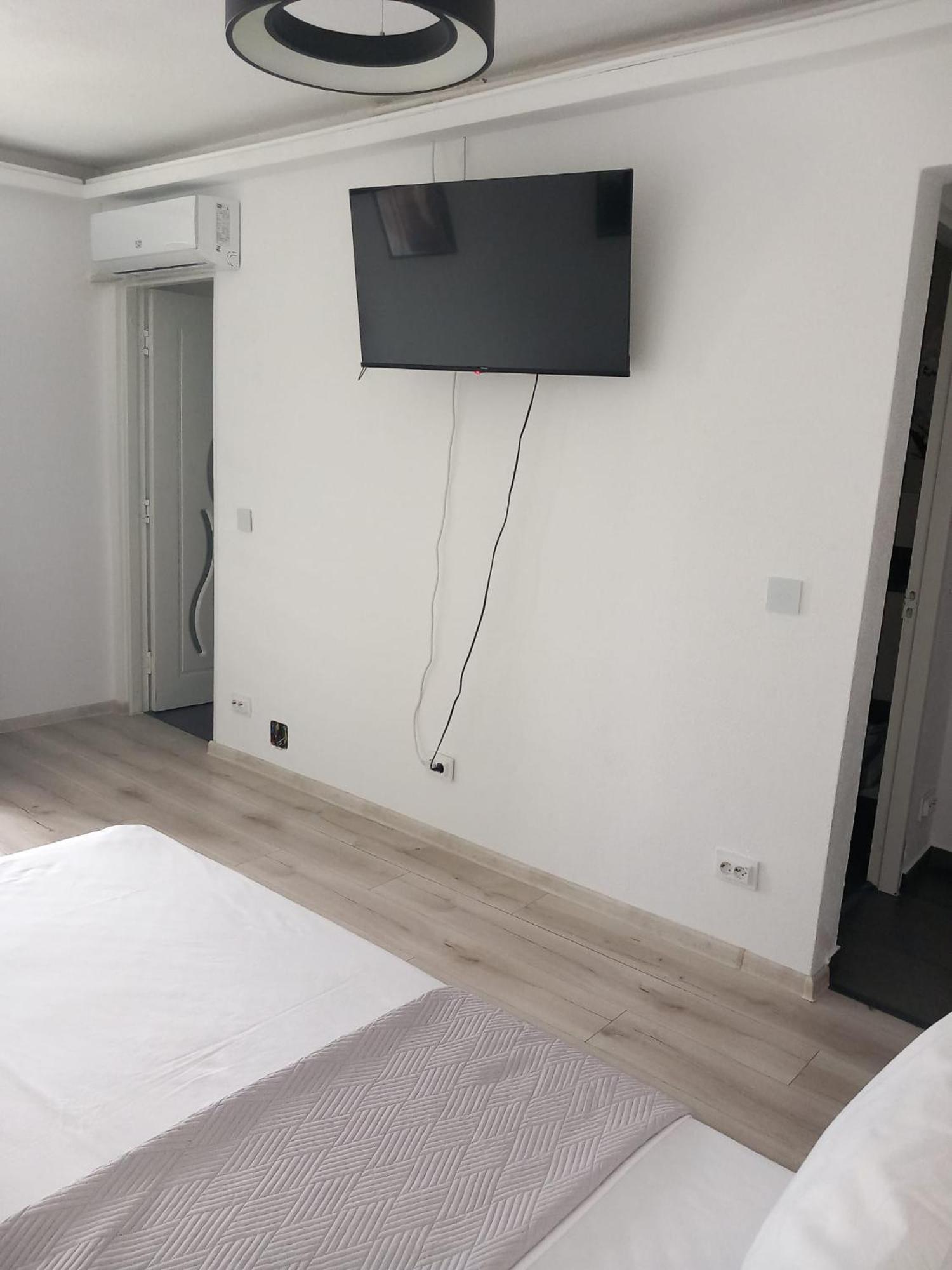 Radu'S Room 쿠티에데아게스 외부 사진